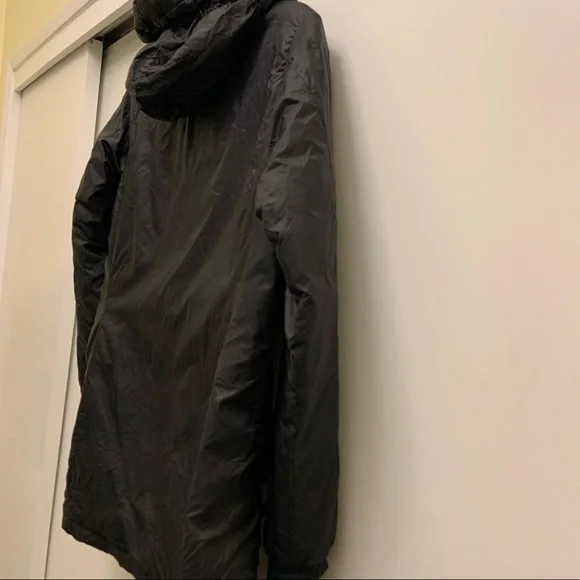 Canada Goose jacket - Picture 12 of 13